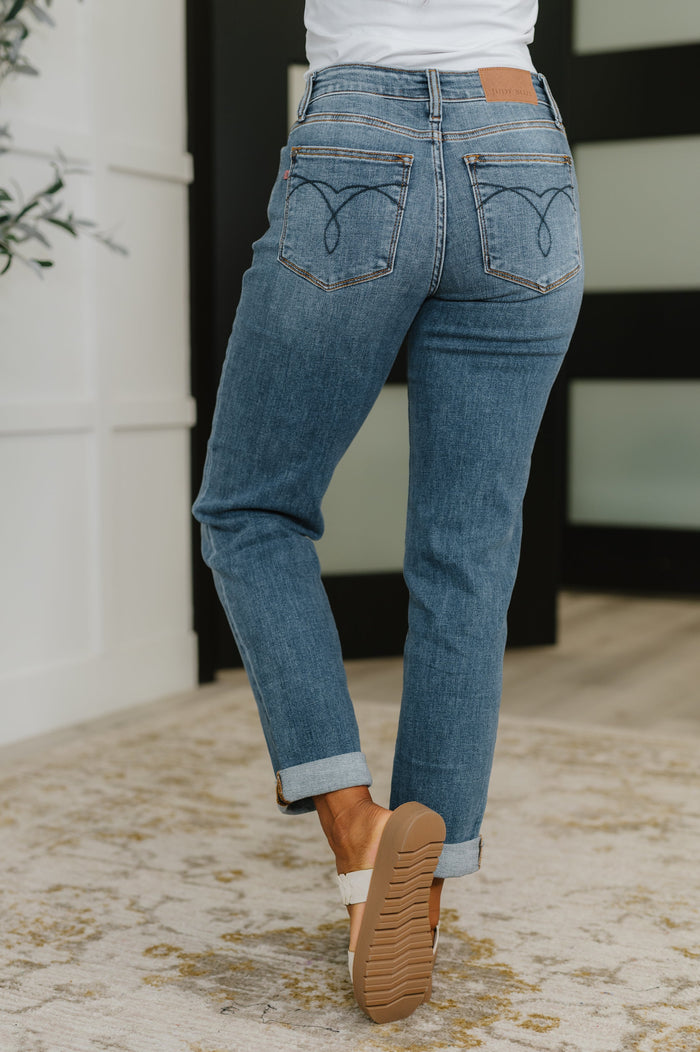 Colette Mid Rise Boyfriend Classic Cuffed – dark wash boyfriend fit with 4-way stretch – alternate view 5
