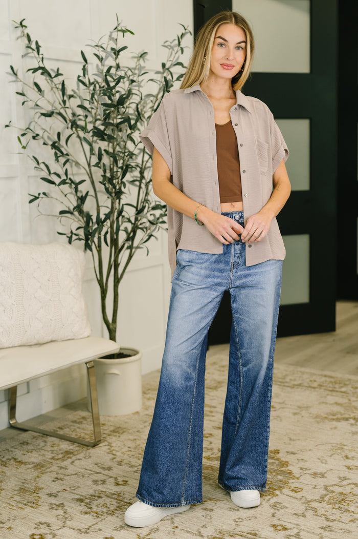 Keep Up Collared Button Down in Ash Mocha – alternate view 3